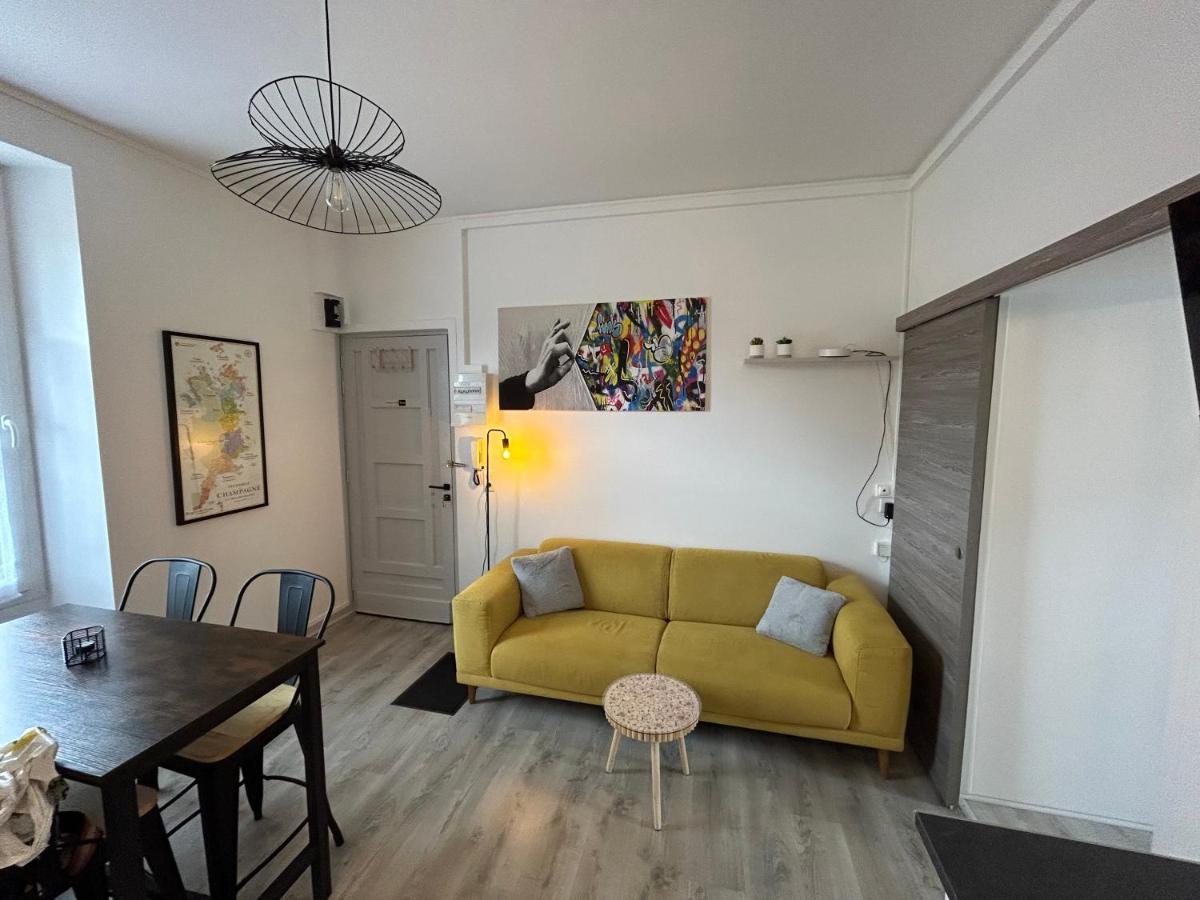 Appartement Bienvenue Au Quai 27 à Épernay Extérieur photo